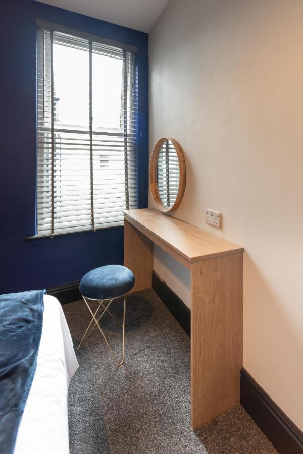 Lovely 2-Bed Apartment In Blackpool Secret House المظهر الخارجي الصورة